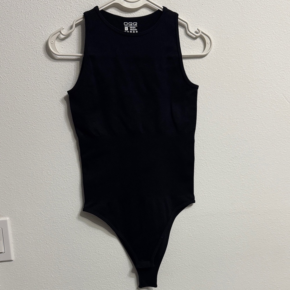 OQQ Black bodysuit One Piece SIZE M